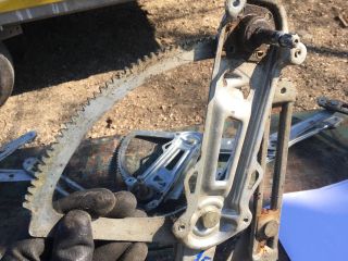 bontott OPEL ASTRA G Jobb első Ablakemelő Szerkezet (Mechanikus)