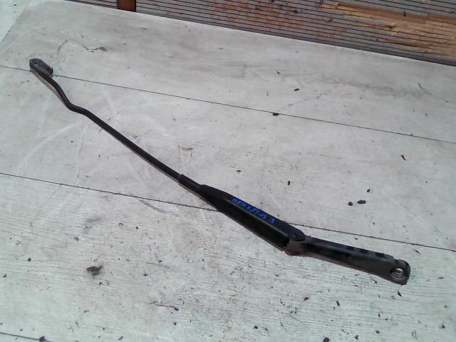 bontott OPEL ASTRA G Jobb első Ablaktörlő Kar