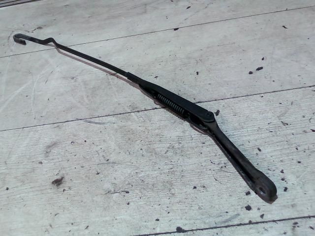 bontott OPEL ASTRA G Jobb első Ablaktörlő Kar