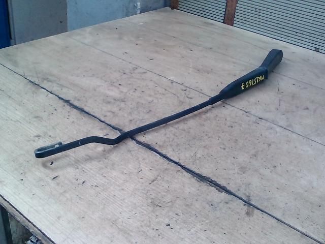 bontott OPEL ASTRA G Jobb első Ablaktörlő Kar