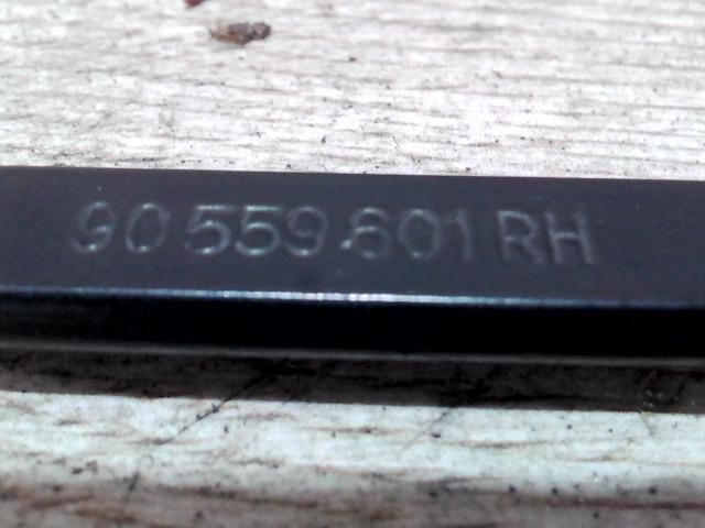 bontott OPEL ASTRA G Jobb első Ablaktörlő Kar