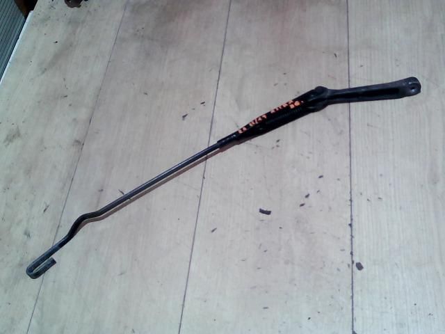 bontott OPEL ASTRA G Jobb első Ablaktörlő Kar