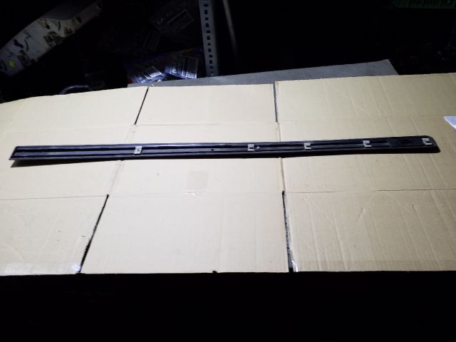 bontott OPEL ASTRA G Jobb első Ajtó Díszléc