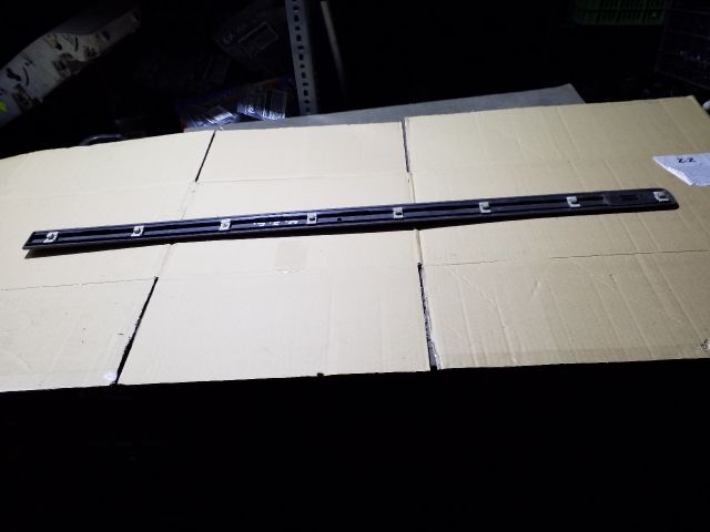 bontott OPEL ASTRA G Jobb első Ajtó Díszléc