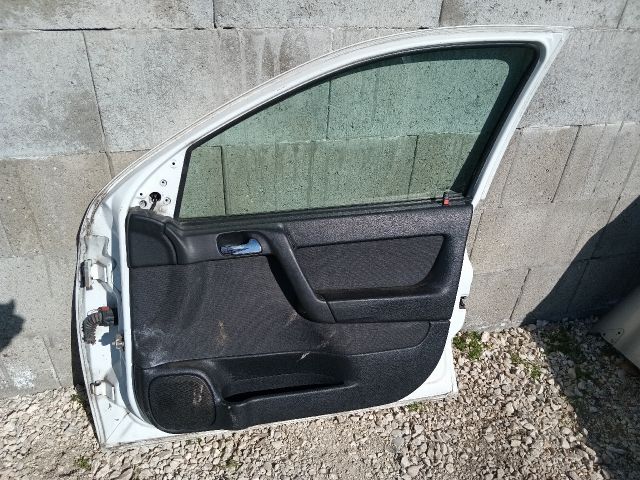 bontott OPEL ASTRA G Jobb első Ajtó (Részeivel)