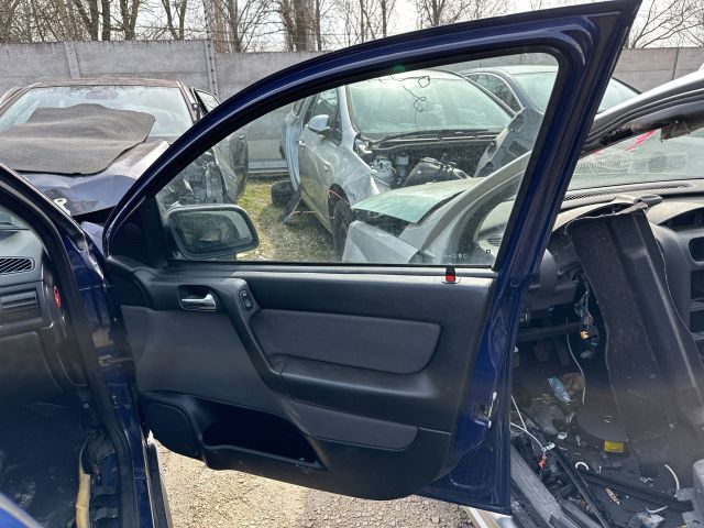 bontott OPEL ASTRA G Jobb első Ajtó (Részeivel)