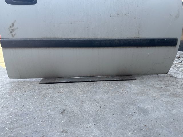 bontott OPEL ASTRA G Jobb első Ajtó (Részeivel)