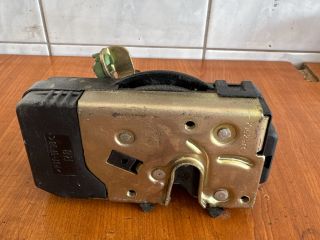 bontott OPEL ASTRA G Jobb első Ajtózár