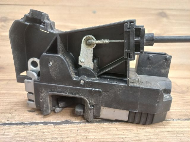 bontott OPEL ASTRA G Jobb első Ajtózár