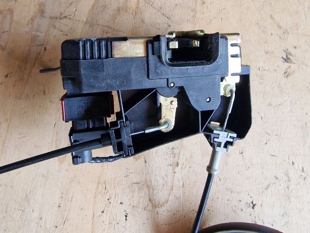 bontott OPEL ASTRA G Jobb első Ajtózár