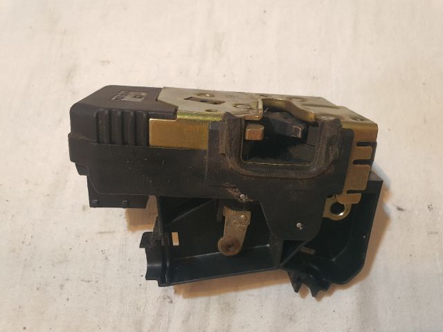 bontott OPEL ASTRA G Jobb első Ajtózár