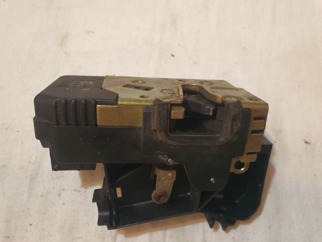 bontott OPEL ASTRA G Jobb első Ajtózár