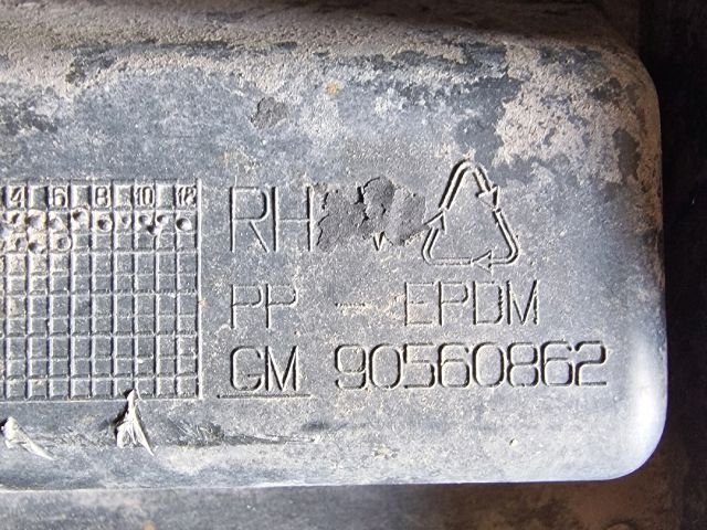 bontott OPEL ASTRA G Jobb első Belső Küszöb Burkolat