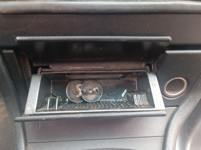 bontott OPEL ASTRA G Jobb első Dobbetét (Kerékjárati, Műanyag)