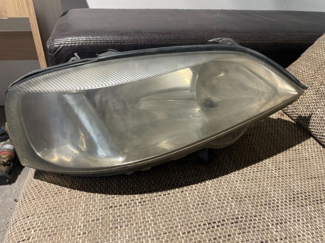 bontott OPEL ASTRA G Jobb első Lámpabúra