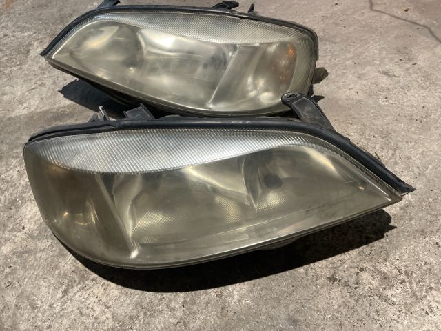 bontott OPEL ASTRA G Jobb első Lámpabúra