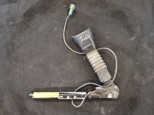 bontott OPEL ASTRA G Jobb első Övfeszítő