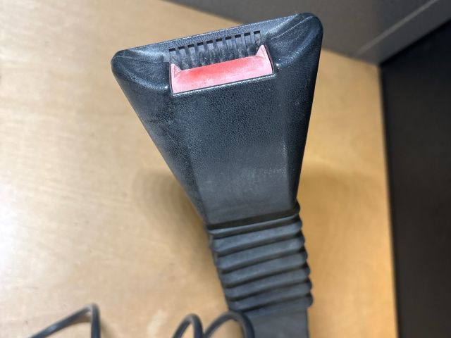 bontott OPEL ASTRA G Jobb első Övfeszítő