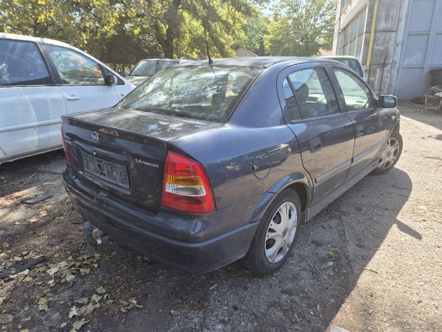 bontott OPEL ASTRA G Jobb első Sárvédő