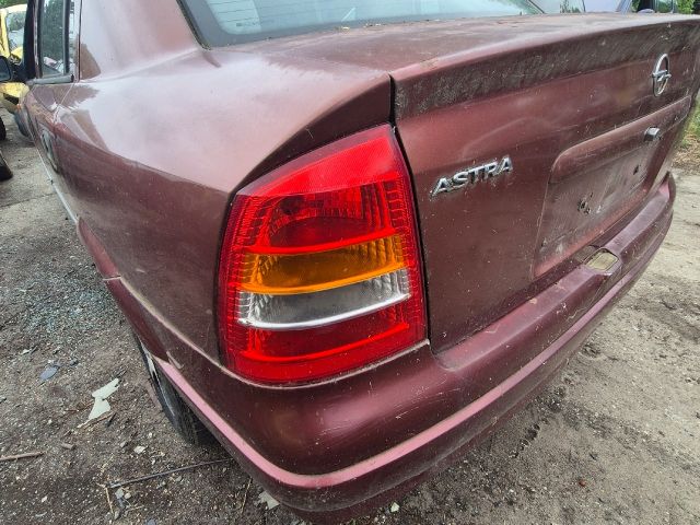bontott OPEL ASTRA G Jobb Fényszóró