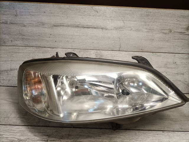 bontott OPEL ASTRA G Jobb Fényszóró