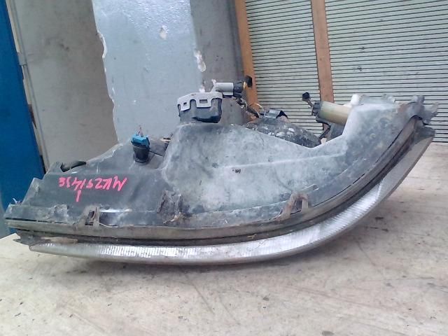 bontott OPEL ASTRA G Jobb Fényszóró
