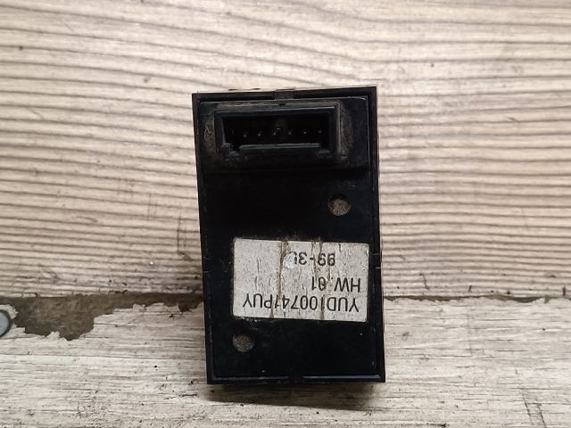 bontott OPEL ASTRA G Jobb hátsó Ablakemelő Kapcsoló