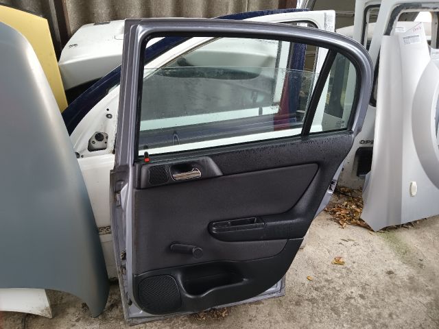 bontott OPEL ASTRA G Jobb hátsó Ajtó (Részeivel)