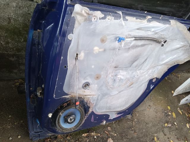 bontott OPEL ASTRA G Jobb hátsó Ajtó (Részeivel)