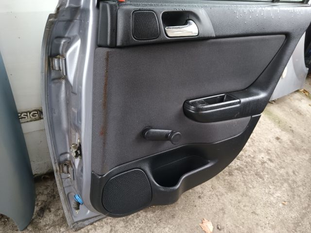 bontott OPEL ASTRA G Jobb hátsó Ajtó (Részeivel)