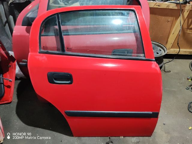 bontott OPEL ASTRA G Jobb hátsó Ajtó (Részeivel)