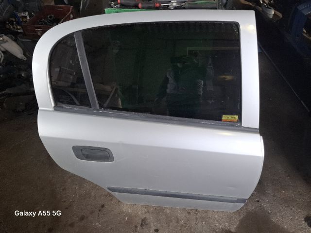 bontott OPEL ASTRA G Jobb hátsó Ajtó (Részeivel)