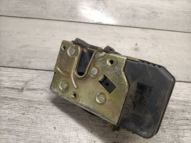 bontott OPEL ASTRA G Jobb hátsó Ajtózár