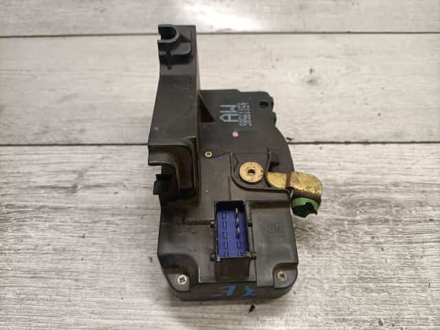 bontott OPEL ASTRA G Jobb hátsó Ajtózár