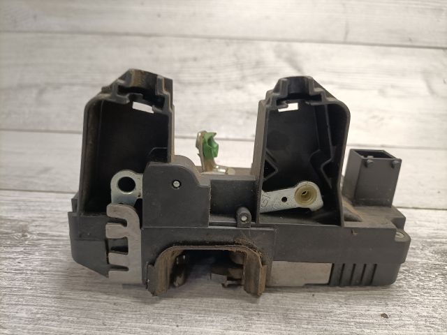 bontott OPEL ASTRA G Jobb hátsó Ajtózár