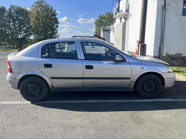 bontott OPEL ASTRA G Jobb hátsó Dobbetét (Kerékjárati, Műanyag)