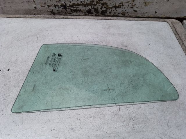 bontott OPEL ASTRA G Jobb hátsó Fixüveg (Ajtóban)