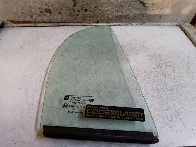 bontott OPEL ASTRA G Jobb hátsó Fixüveg (Ajtóban)