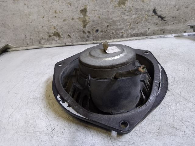 bontott OPEL ASTRA G Jobb hátsó Hangszóró