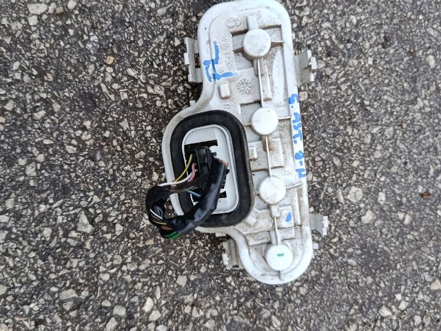 bontott OPEL ASTRA G Jobb Hátsó Lámpa Foglalat