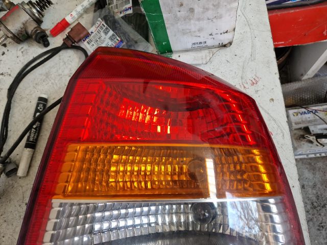 bontott OPEL ASTRA G Jobb Hátsó Lámpa