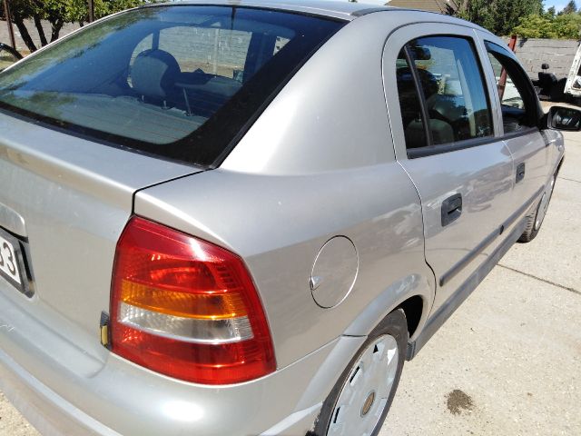 bontott OPEL ASTRA G Jobb Hátsó Lámpa