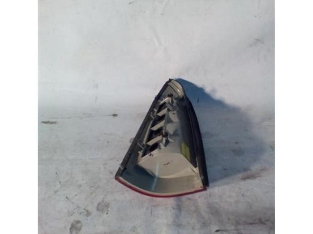 bontott OPEL ASTRA G Jobb Hátsó Lámpa