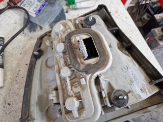 bontott OPEL ASTRA G Jobb Hátsó Lámpa