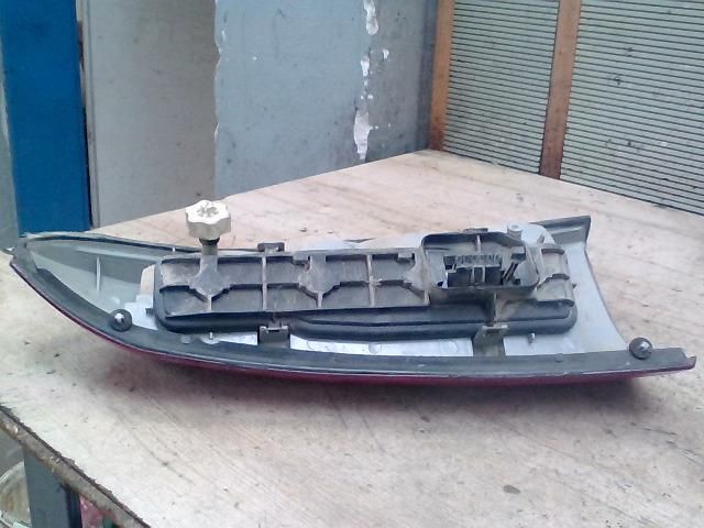 bontott OPEL ASTRA G Jobb Hátsó Lámpa