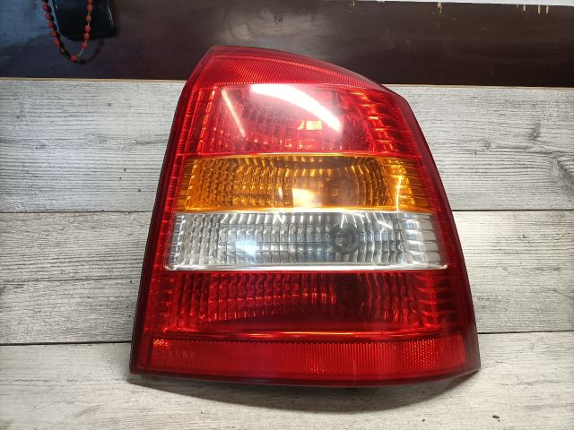 bontott OPEL ASTRA G Jobb Hátsó Lámpa