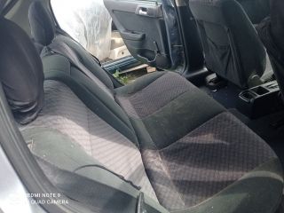 bontott OPEL ASTRA G Jobb hátsó Zsanér