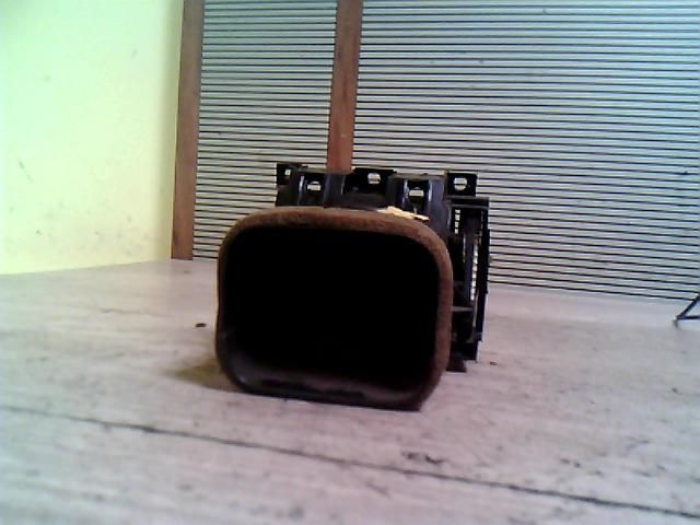 bontott OPEL ASTRA G Jobb Szellőző