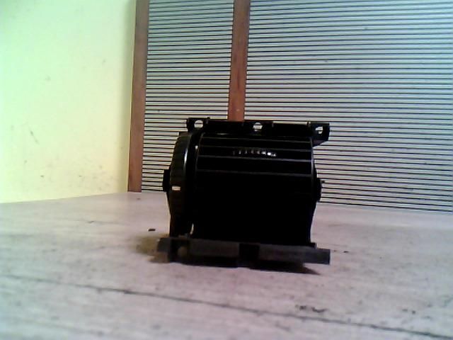 bontott OPEL ASTRA G Jobb Szellőző