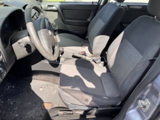 bontott OPEL ASTRA G Kalaptartó